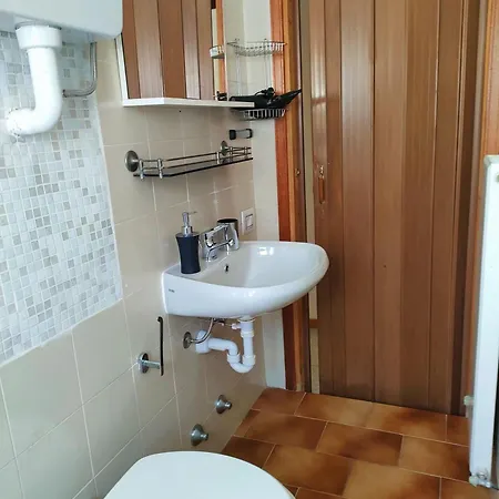 Affascinante Mansarda Nel Cuore Di Homestay