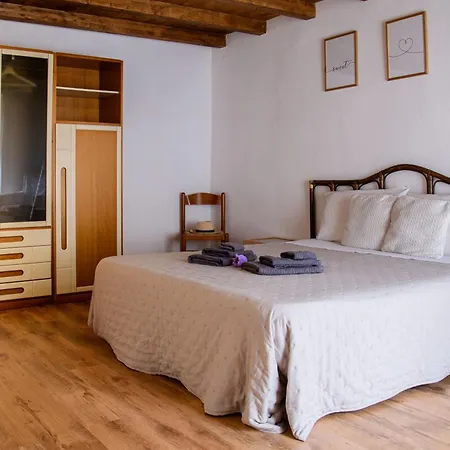 Affascinante Mansarda Nel Cuore Di Homestay *